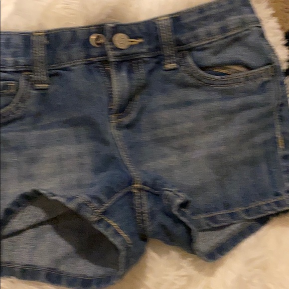 Shorts - Picture 4 of 8